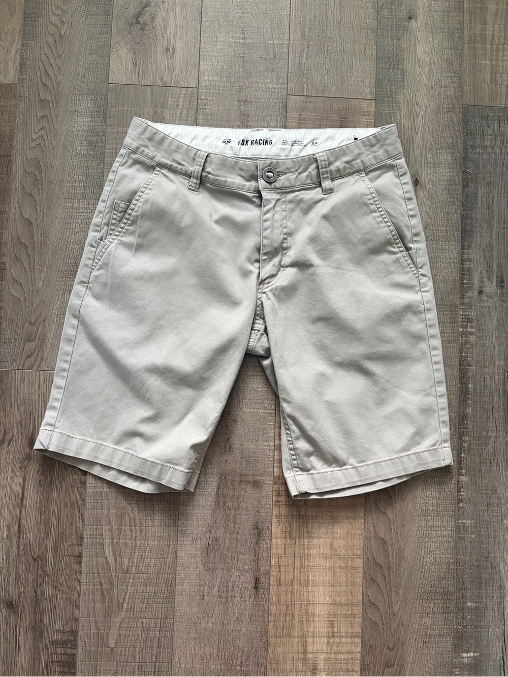Fox Men's Light Khaki Flat-Front Shorts